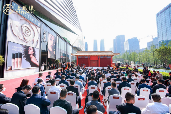 14 春糖會(huì)重磅來(lái)襲 2023五糧液文化酒主題探索館拉開(kāi)大幕1358.png